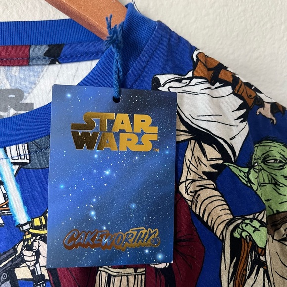 Cakeworthy Star Wars T-Shirt | All Over Print Graphic Tee | Unisex Size M 🪐 - Picture 5 of 6